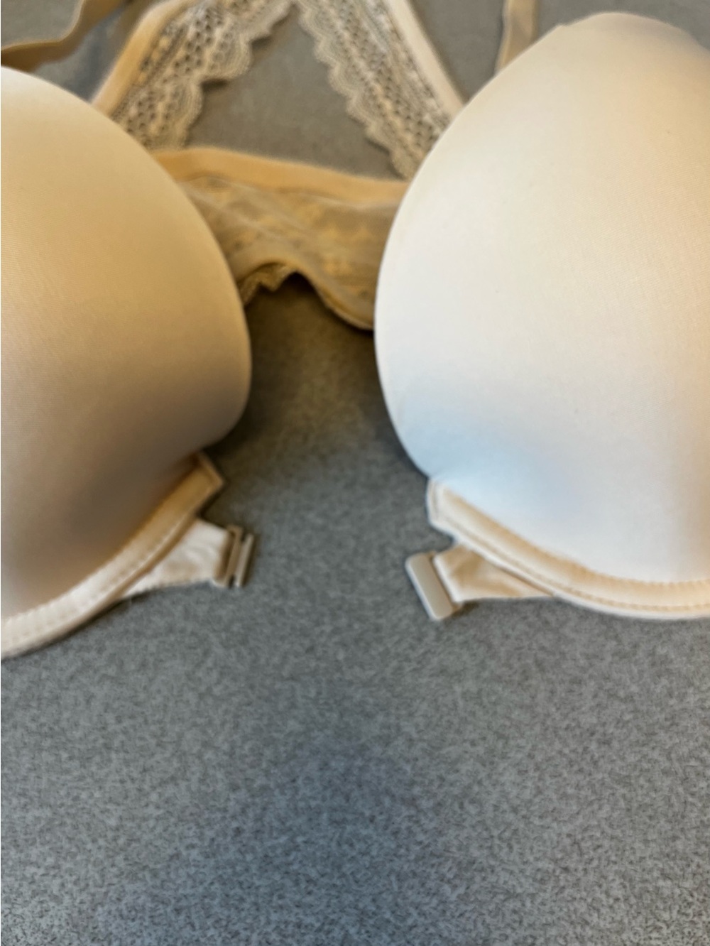 Victoria Secret Lace Racerback Bra Front Closure Light Beige Underwire Sz 36C - Picture 5 of 6